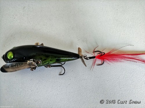 Added a new tail hook with custom tied feather trailer.