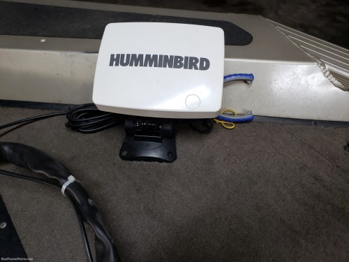 This is where my Humminbird 788 was mounted for over 10 years.